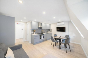 New 1Bed with AC near Portobello